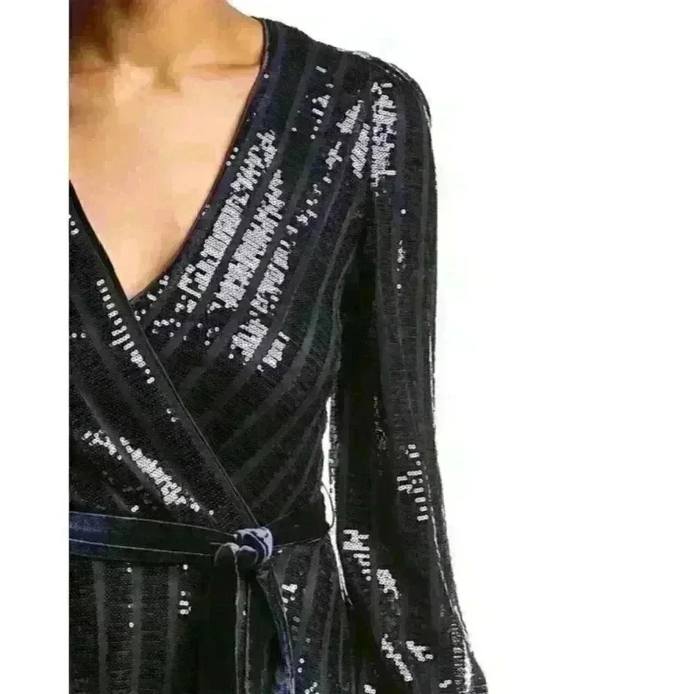 Nanette Nanette Lepore Women's Size 10 Sequin Belted Surplice Dress NWT $188 - Picture 3 of 3